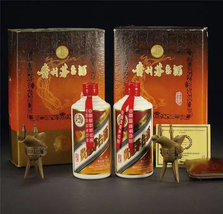 石鼓礼盒茅台酒回收